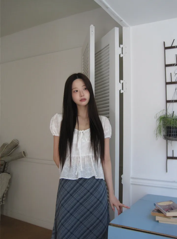 민소매 모델 착용 이미지-S1L24