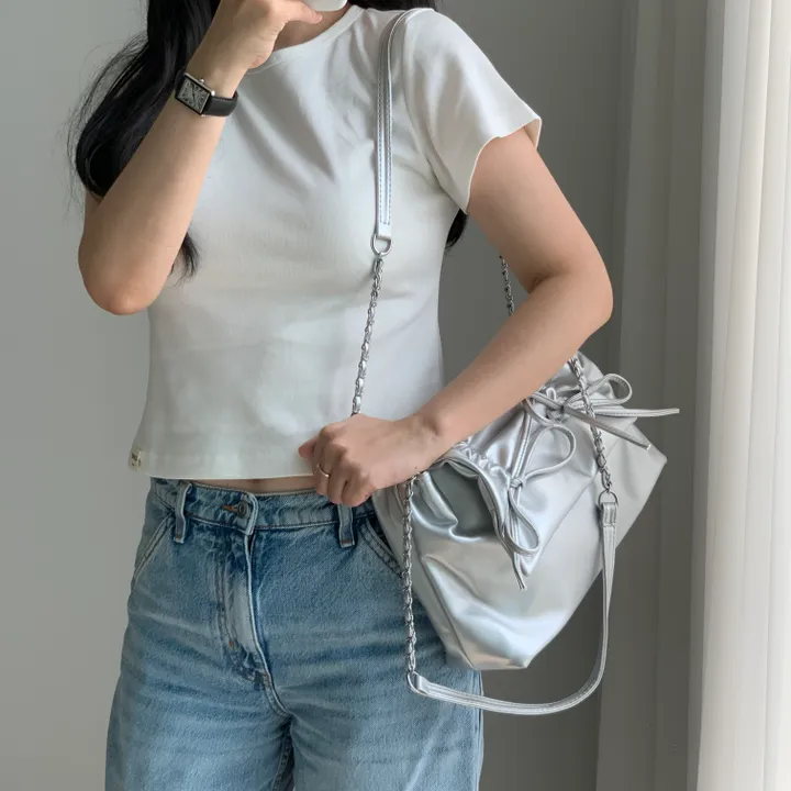 발레코어 나비체인숄더백 실버백 리본 체인백 데이트룩 크로스백 데일리백 여행룩 여행가방 여름백 여름가방 나비777 상세 이미지 27