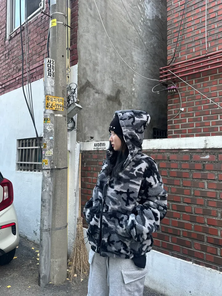 [new🖤] 시니컬 카모 털후리스 상세 이미지 9