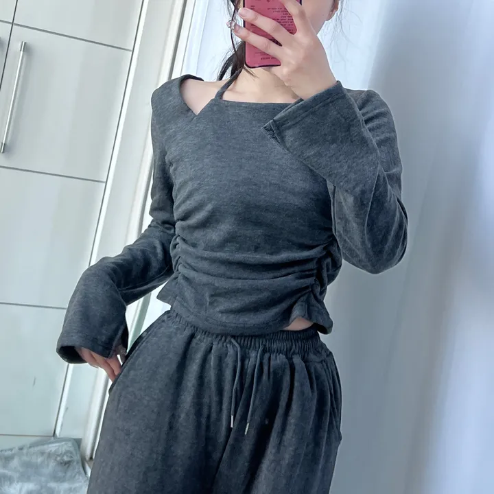 허얇골넓✨꾸안꾸 정석🌸소피아 기모 셔링 세트 (홀터넥 고퀄 오프숄더 도톰 스판 긴팔 슬림핏 티 투피스 데일리 무지 와이드 팬츠 하이웨스트 겨울 셋업 밴딩 바지) 상세 이미지 49