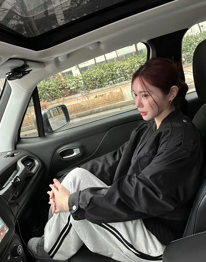 [간절기]  아방 박시 크롭 항공 점퍼 상세 이미지 3