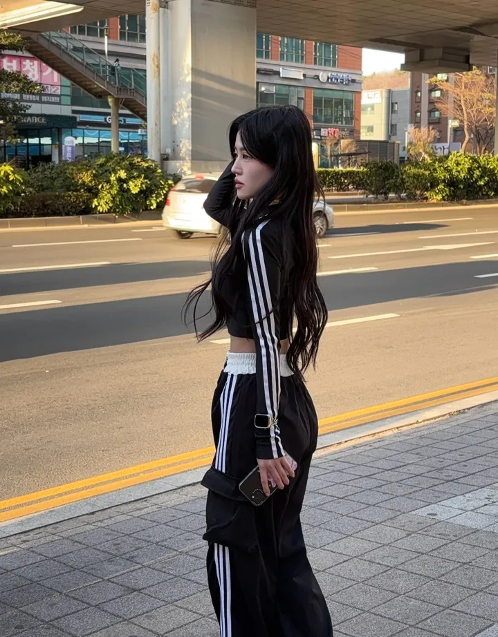 아디 삼선 배색 카고 팬츠 - pt 상세 이미지 5
