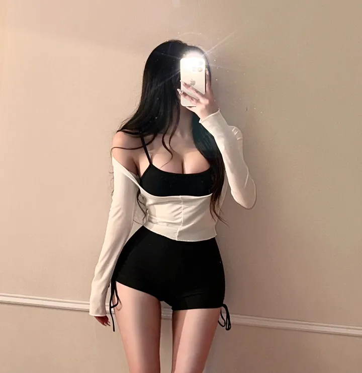 [-3kg핏보장!!/군살커버/말라핏] 청순 섹시 슬림핏 커버업 세트 탑 비키니 수영복 셔링 하이웨스트 리본 숏팬츠 반바지 비치웨어 쓰리피스 휴양지 해외여행 호캉스 끈조절O 상세 이미지 2