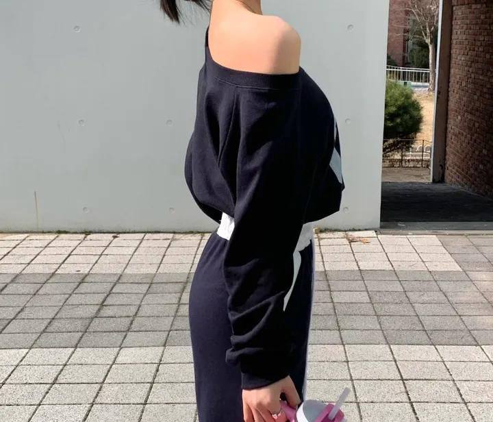 *최저가* [꾸안꾸🕶/핏보장] 넘버 크롭 오프숄더 맨투맨+와이드팬츠set 레터링맨투맨 배색 일자팬츠 트레이닝세트 셋업 상세 이미지 20