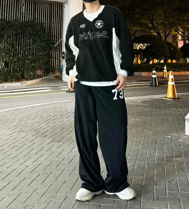 [1+1할인]덤블 양털 밍크 후리스 자수 패치 블록코어 스트링 오버핏 브이넥 아노락 맨투맨 상세 이미지 96