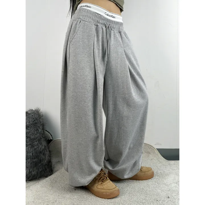 ❤️‍🔥기모선택│업그레이드 ver.│누적판매1,000 돌파 기념│4size!❤️‍🔥[UNISEX/기획특가]사이드 폴드 핀턱 스트링 루즈 와이드 벌룬 트레이닝 팬츠(2color) 상세 이미지 53