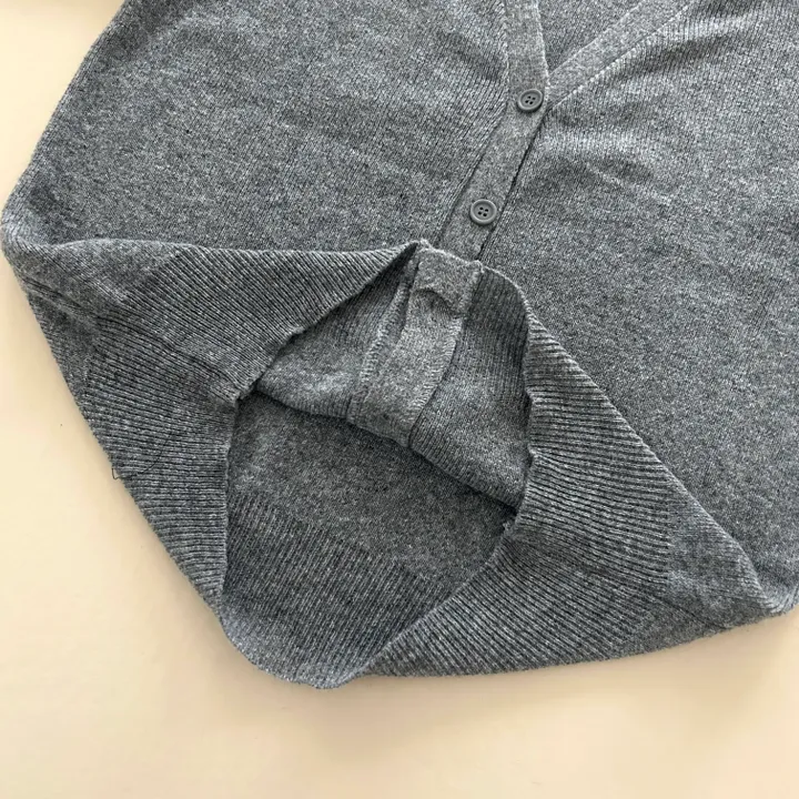 [허리잘록~/벚꽃룩!] 데일리 무지 브이넥 크롭 긴팔 니트 가디건 - 5color 상세 이미지 38