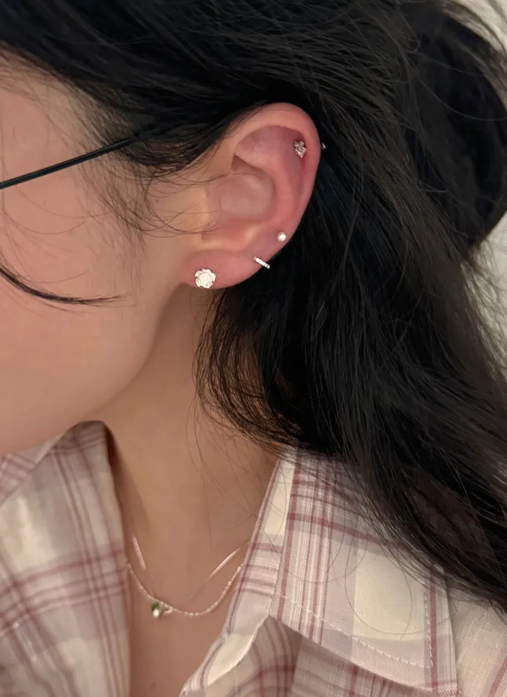 [써지컬/4set] feel my rhythm 빈티지 장미 진주 큐빅 세그먼트 원터치 링 써지컬스틸 피어싱세트 상세 이미지 1