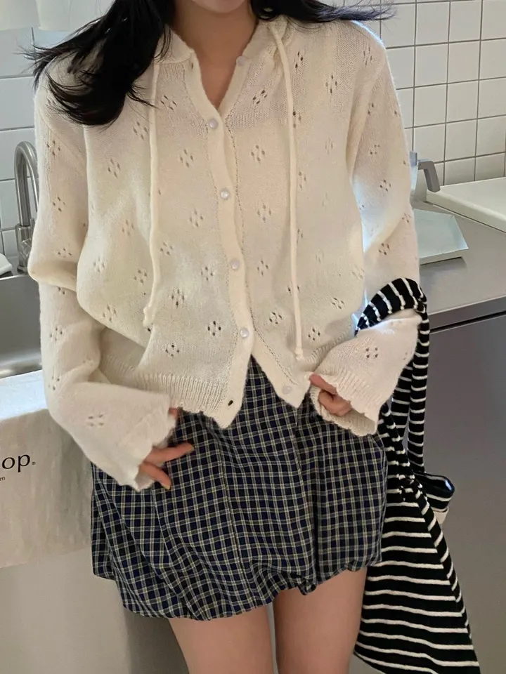 [💖뽀송/주문폭주]버터 플라워 펀칭 루즈핏 아방핏 단추 여리여리 니트 후드 가디건 상세 이미지 29