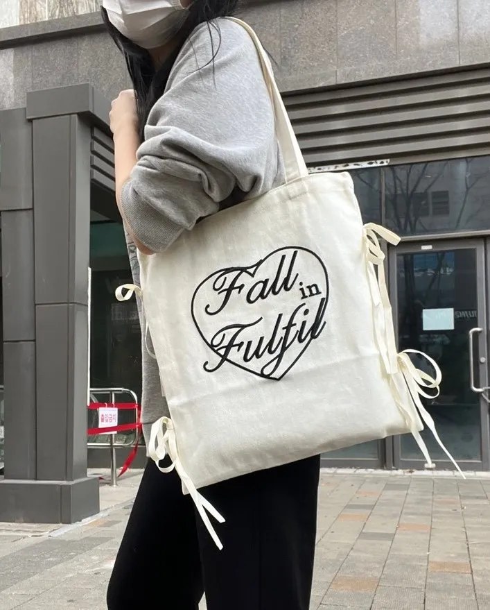 당일출고🚀/러블리룩/데이트룩💓러블리리본자수💕 발레코어 데일리 에코백 상세 이미지 8