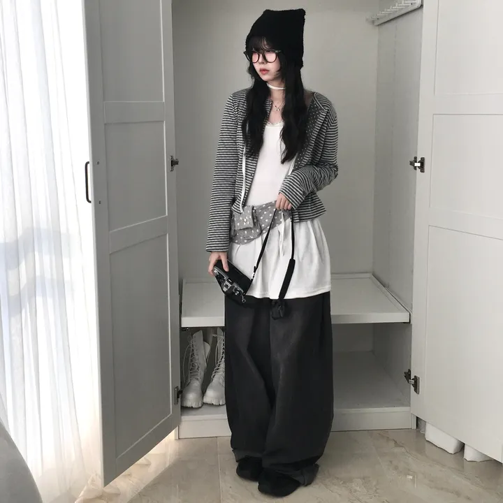 [반전 도트안감🖤/뒷태패치 포인트!!] 빈티지 감성 낭낭🪽 도트안감 패치 단가라 스트라이프 긴팔 가디건 엔젤코어 상세 이미지 24