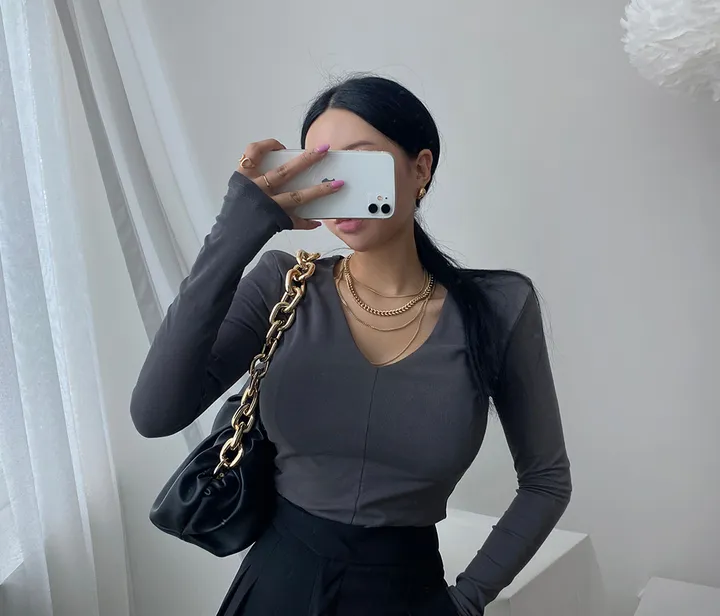 패드 브이넥 스판 절개 슬림 티셔츠 상세 이미지 29