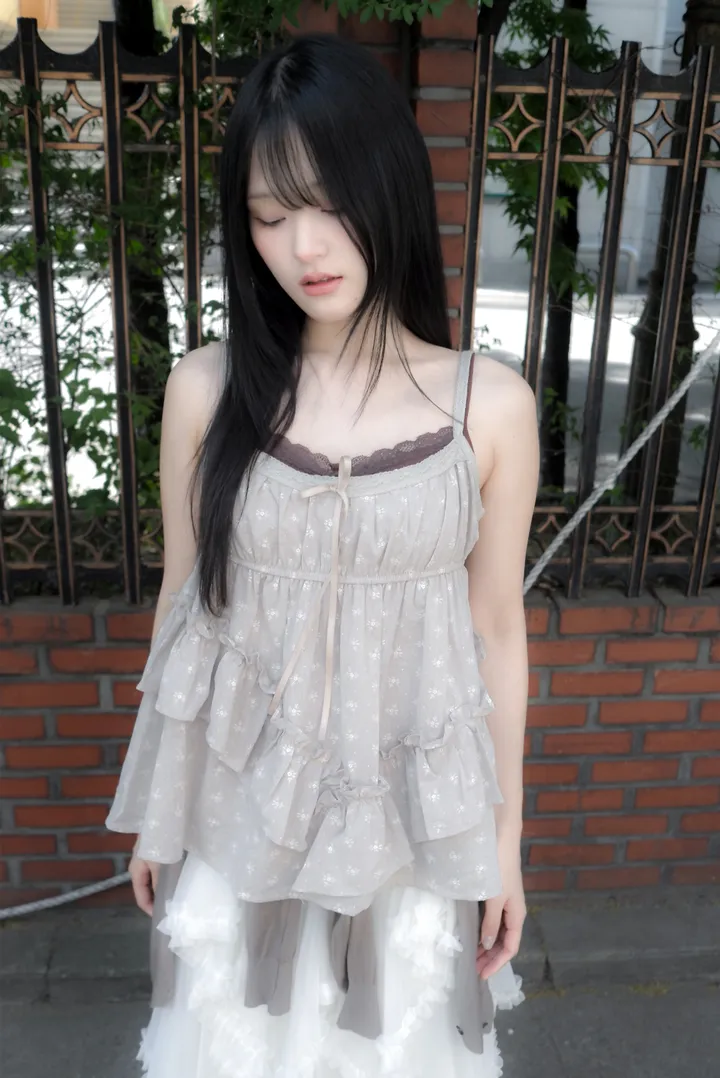 민소매 모델 착용 이미지-S1L19