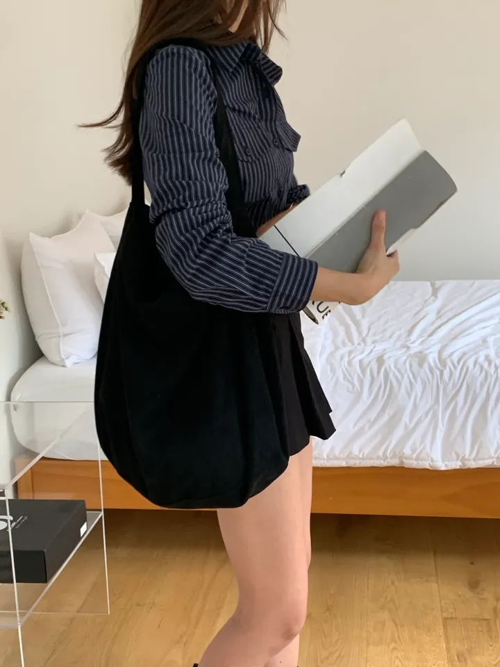 스웨이드 빅 에코 숄더백 (3color) 상세 이미지 24