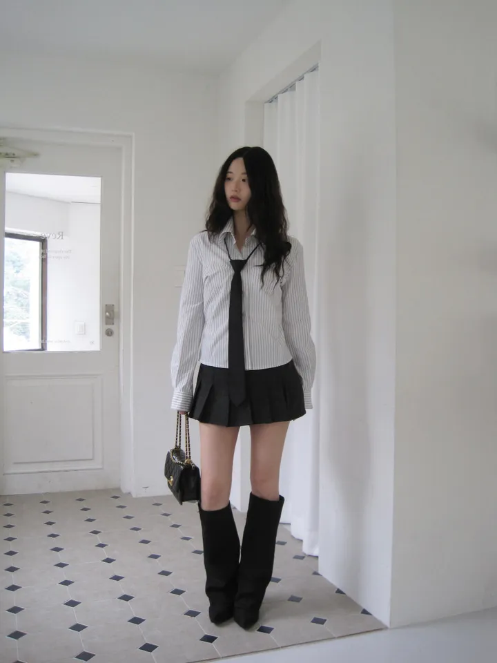 미니 스커트 모델 착용 이미지-S1L24