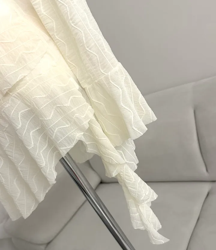 [최저가/군살커버/핏대박!!] 4pcs 커버업 크롭 물결 여리핏 가디건 + 프릴 스판 언발 스커트 세트 섹시 글램 청순 비키니 인생샷 수영복 비치웨어 휴양지 해외여행 시스루 유니크 상세 이미지 16