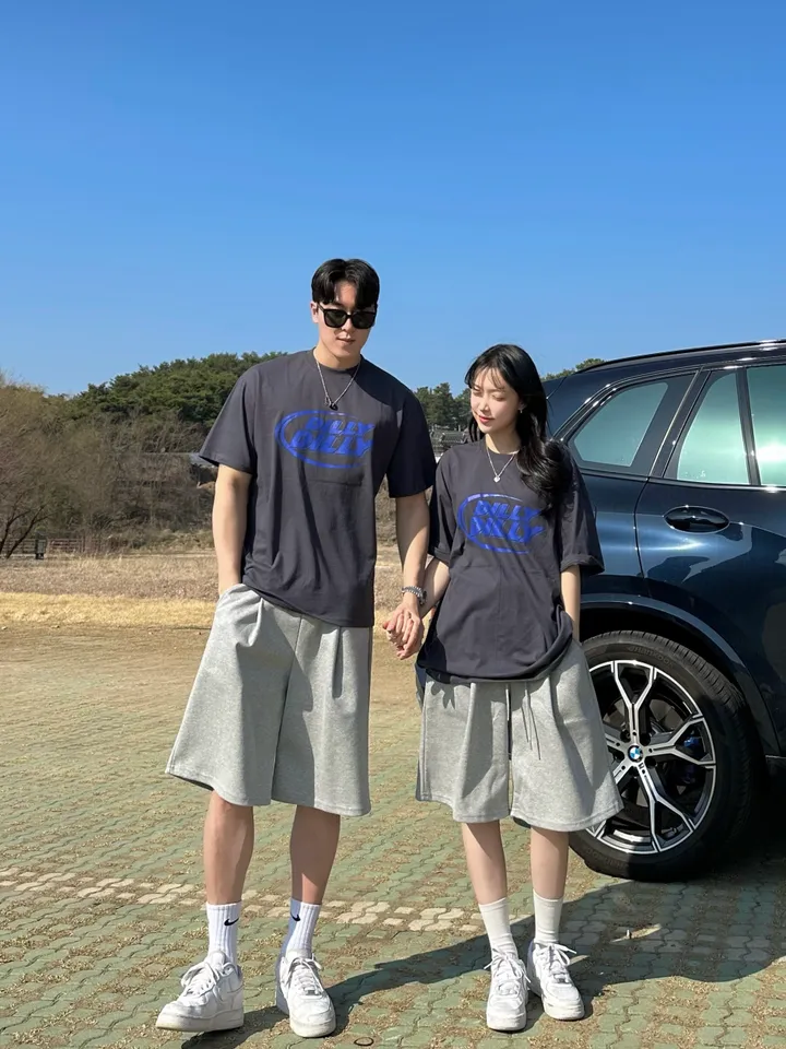 세트가능/ 남녀공용 오버핏 반팔 여름 커플룩 커플티 레터링 루즈핏 반팔 티셔츠 합포 핀턱 버뮤다 팬츠 밴딩 반바지 꾸안꾸 트레이닝 세트 커플 시밀러룩 빅사이즈 세트 스트릿 딜리 상세 이미지 38