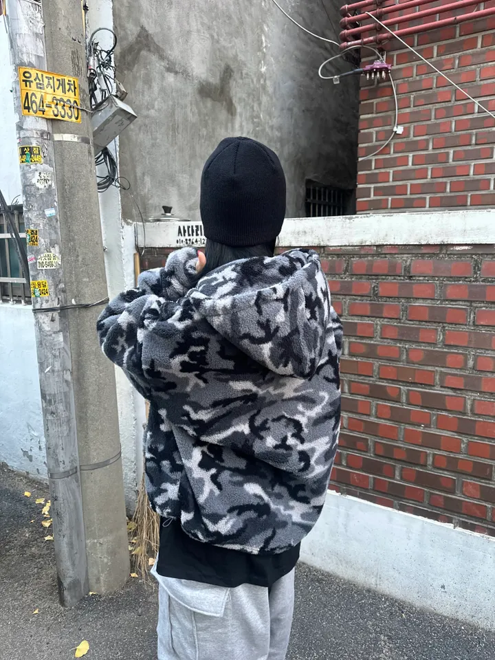 [new🖤] 시니컬 카모 털후리스 상세 이미지 19