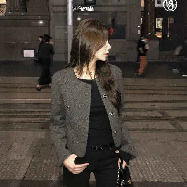 [MADE/고퀄리티✨하객룩] 레오나 노카라 클래식 금장 트위드자켓 가을 하객룩 격식룩 데이트룩 가을자켓 - 2colors