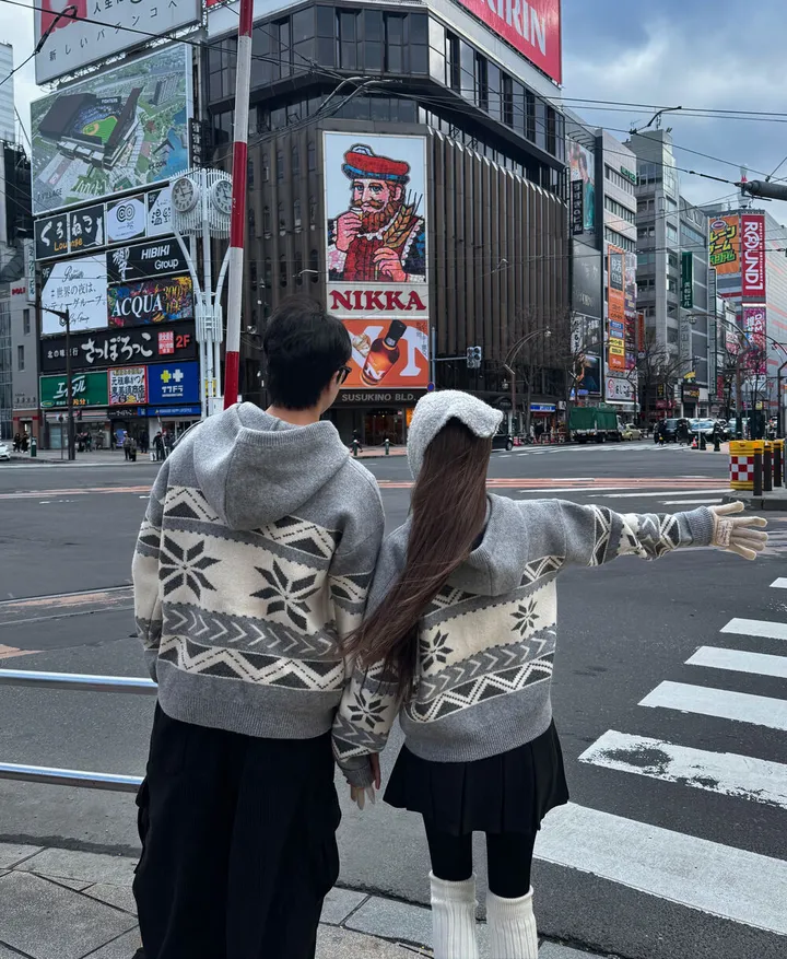 ✨MADE/당일출고✨[크롭or남녀공용] 도톰고퀄 2사이즈 노르딕 후드 캐시 울 가디건 여자 크롭 남녀공용 자체제작 커플룩 시밀러룩 겨울 연말 크리스마스 겨울니트 커플니트 고퀄리티 상세 이미지 9