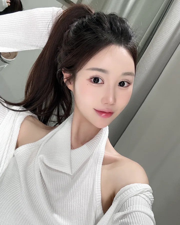 [국내고퀄] 글로우 홀터 나시 가디건 ( 3color ) 상세 이미지 12