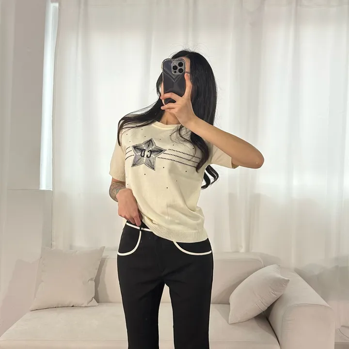 (수입의류) 1만원~재고정리 세일 (기본티, 반팔, 긴팔, 나시, 니트, 자켓, 트레이닝세트, 투피스, 니트세트, 조끼, 가디건, 집업, 자켓, 셔츠, 원피스, 스커트, 밴딩팬츠) 상세 이미지 38