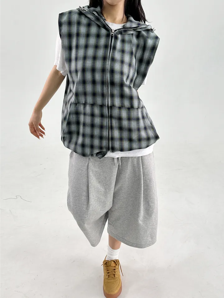 2000장돌파❤🥰M-XL❤2COLOR❤ 사이드핀턱 오버핏버뮤다팬츠 버뮤다반바지 롱반바지 롱숏팬츠 국산 유니섹스 남여공용 남녀공용 트레이닝숏팬츠 숏반바지 숏바지 쭈리 핀턱 유니크팬츠 빅사이즈버뮤다 와이드팬츠 와이드바지 여름바지 상세 이미지 18
