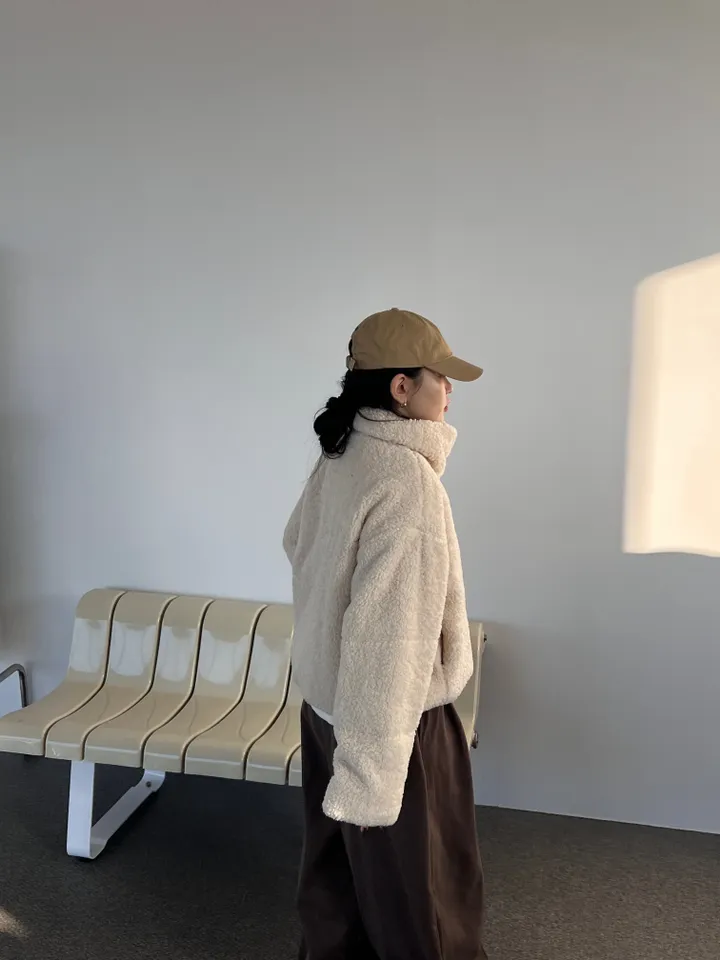 교복템 - 뽀글이 크롭 하이넥 양털패딩 - 점퍼 상세 이미지 35