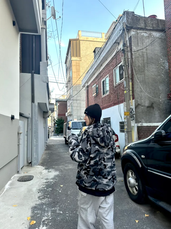 [new🖤] 시니컬 카모 털후리스 상세 이미지 17