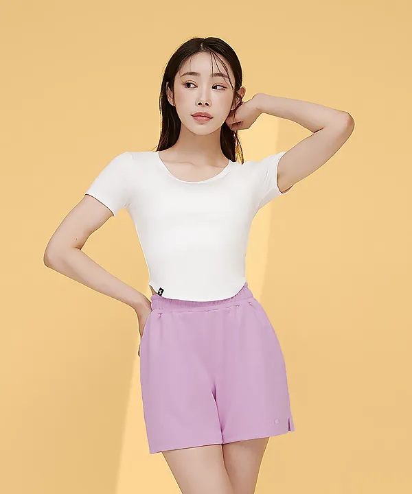 젤라라이트 라운드 크롭탑 백아이보리