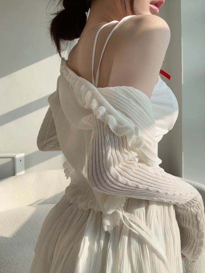 【핏보장-!】 여리여리 스트랩 끈 롱슬리브 프릴 꽈배기 부클 가디건 상세 이미지 31