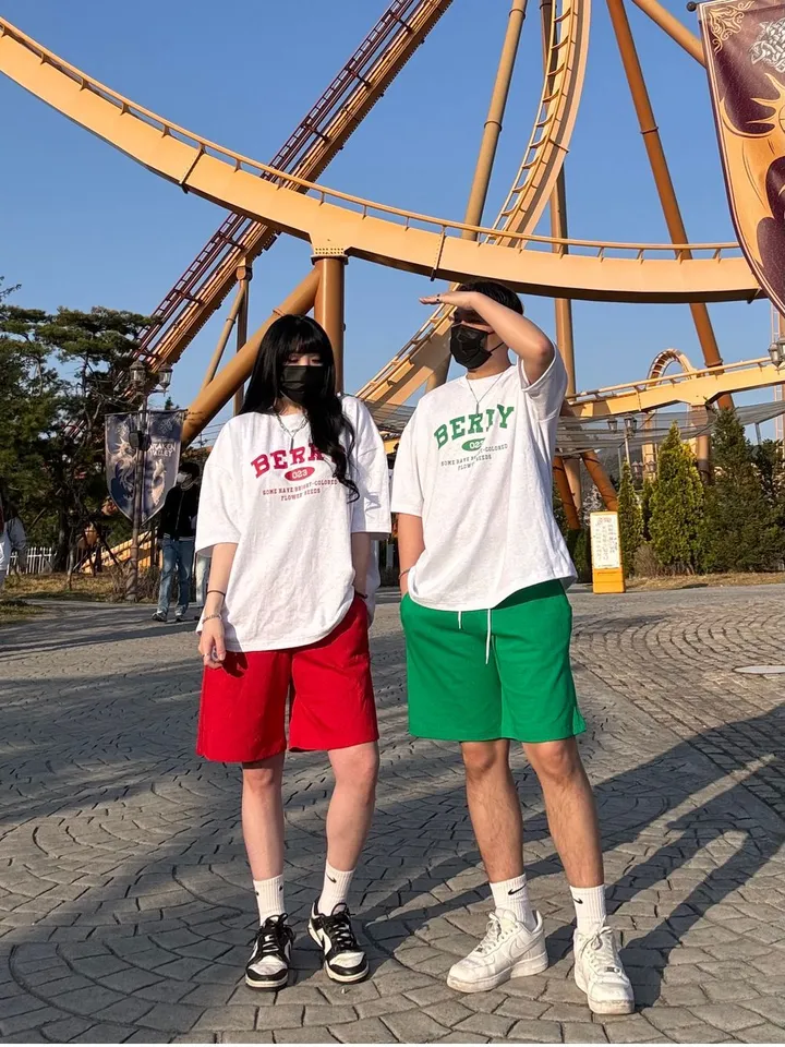 [세트가격🍓/4컬러]베리 남녀공용 커플 빅사이즈 반팔 반바지 세트 국내제작 꾸안꾸 반팔티 팬츠 셋업 커플룩 시밀러룩 츄리닝세트 반소매 여름 마실룩 여행 커플세트 상세 이미지 24