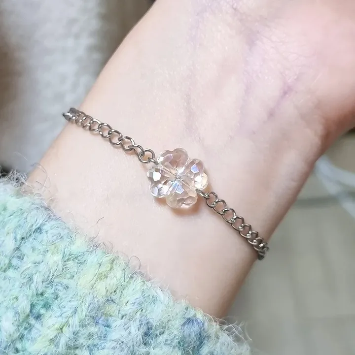 [최저가할인/7가지 색상]💕재구매 주문 폭주💕 네잎 클로버 행운 비즈 팔찌 여름 써지컬스틸 심플 데일리 우정템 커플템 상세 이미지 11
