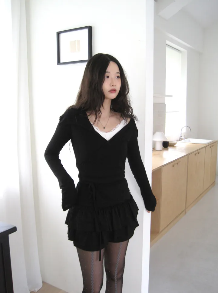 민소매 모델 착용 이미지-S1L52
