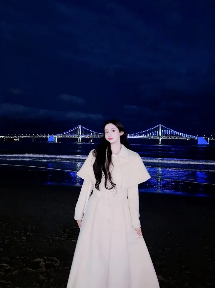 [빠른배송💗/기획특가💗] 벨 블랑쉬 케이프 스노우 아이보리 벨트 플레어 롱 코트 (high quality - 아이,핑크 고퀄리티 겨울 한겨울 방한 연말룩 페이크퍼 에코퍼) 상세 이미지 32