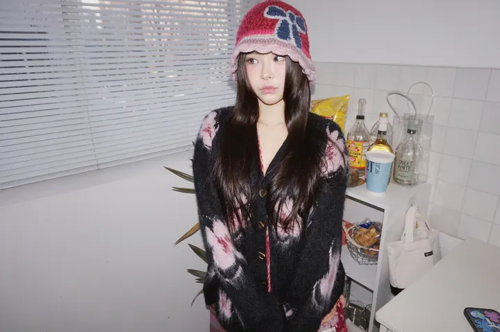핫핑크 니트 플라워 벙거지 상세 이미지 11