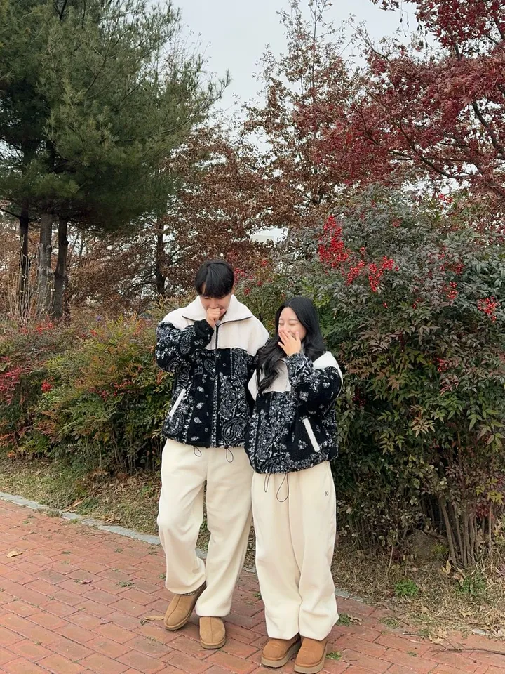 [고퀄리티🖤] 겨울 페이즐리 양털 크롭 후리스 하이넥 집업 뽀글이 유니크 커플 시밀러룩 상세 이미지 27