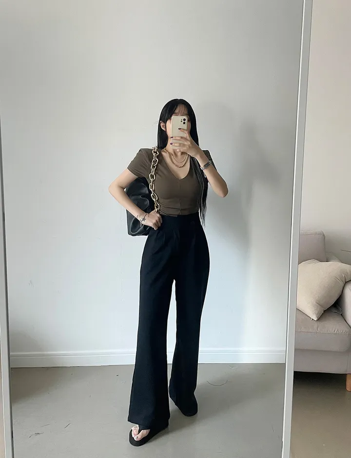 패드 브이넥 스판 절개 슬림 티셔츠 상세 이미지 75