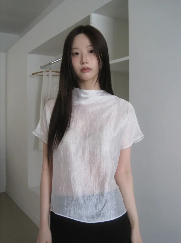 민소매 모델 착용 이미지-S1L18