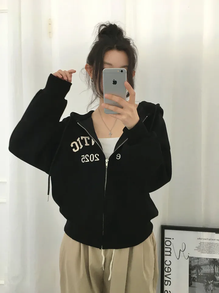 [퀄보장!🤍/6color 자수레터링 아방핏 데일리 후드집업] 로맨틱자수레터링후드집업 상세 이미지 46