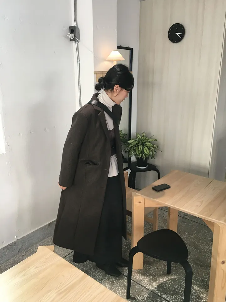 스테이 브이넥 롱코트 (3color) 상세 이미지 5