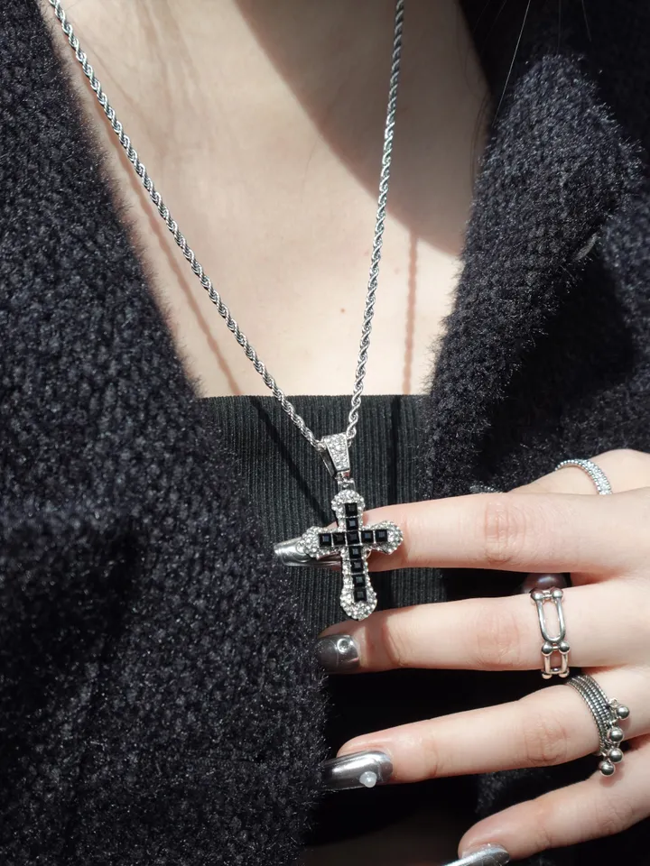 [s.steel/3color] bold cubic cross necklace | 볼드 큐빅 십자가 목걸이 상세 이미지 22