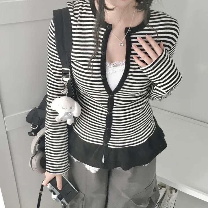 [하트단추🖤/스카시 펀칭] 말라핏 스트라이프 프릴 가디건 상세 이미지 12