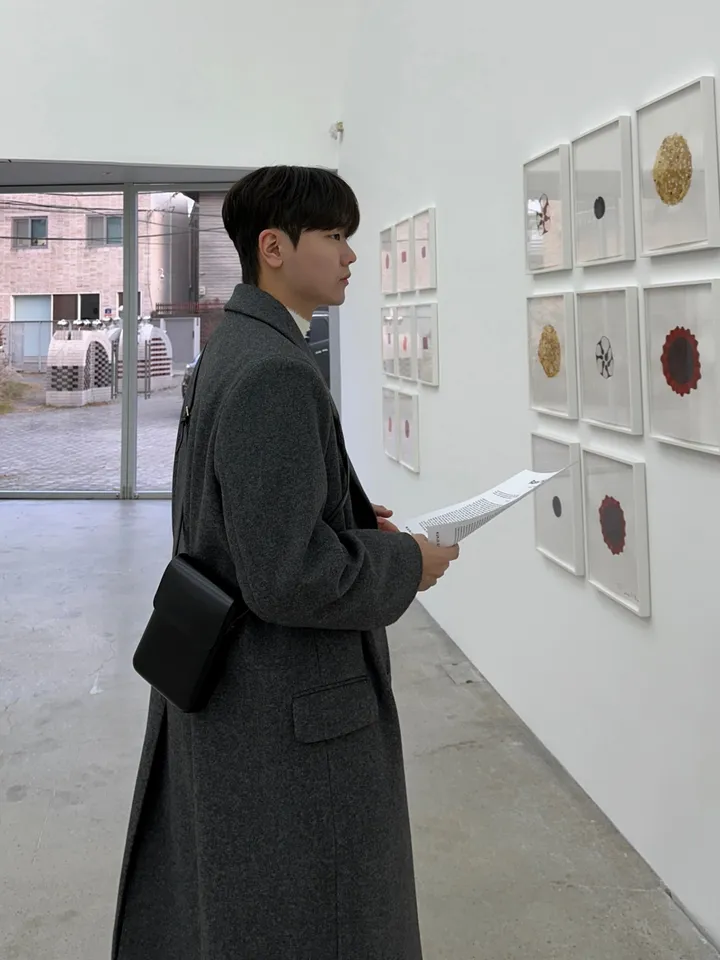 룩 다트 맥시 오버핏 울 코트 상세 이미지 47