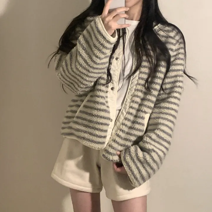 [봄신상/아방뽀글이] reversible fleece stripe snap button jacket 상세 이미지 8