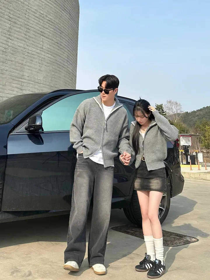 크롭&오버/ 커플 니트 집업 하찌 크롭 니트 오버핏 남녀공용 겨울 가을 봄 커플룩 시밀러룩 꾸안꾸 세트 투피스 남자 코디 데이트 빅사이즈 청치마 청바지 데님 미니 스커트 와이드팬츠 상세 이미지 19
