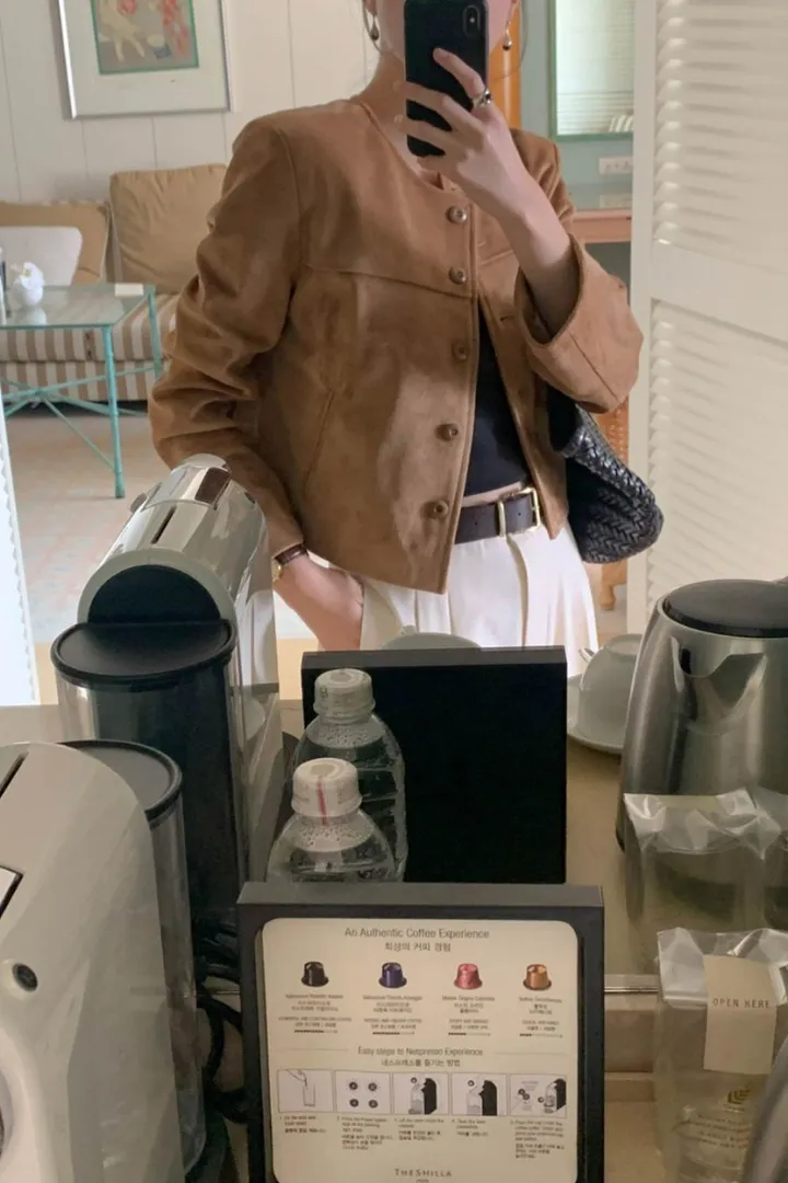 [봄신상🧡] 아잉 에이스 스웨이드 자켓 크롭 숏 라운드 포켓 하객룩 개강룩 출근룩 봄자켓 크롭자켓 상세 이미지 8