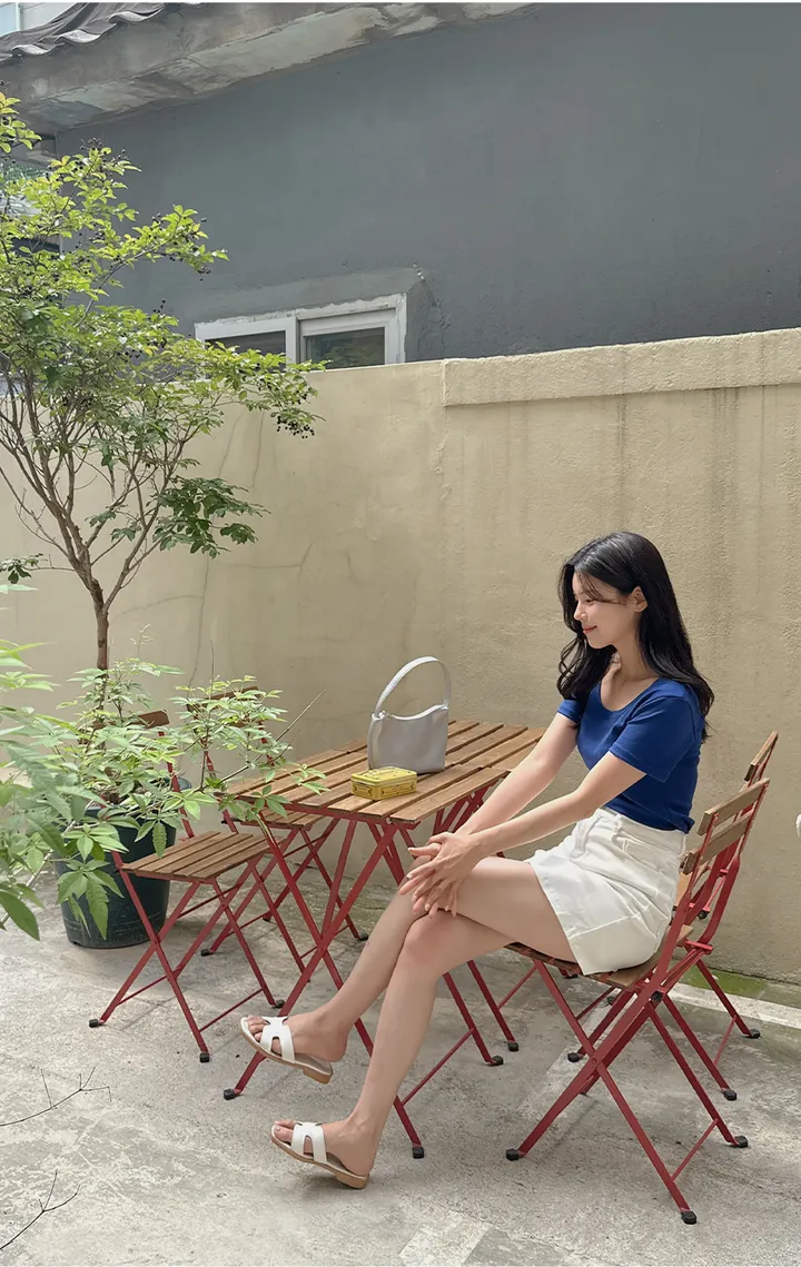 [44-110] [9천장 돌파✨] 유리빈 스판 U넥 슬림핏 크롭 티셔츠( 여름/데일리룩/여행룩/휴가룩/흠뻑쇼/워터밤/빅사이즈/110사이즈/자체제작/크롭/스판/스판좋은/쫀쫀한/쿨링/아이스/기본템/레이어드/베이직/부드러운 ) 상세 이미지 17