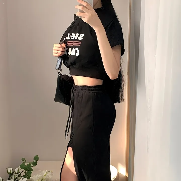 [신상🩷* 투피스] 슬림핏 오프숄더 레터링 허리밴딩 허리조절 스트링 섹시트임 치마바지 롱스커트 투피스세트 트레이닝세트 / 데일리룩 / 트윈룩 / 캐주얼룩 / 꾸안꾸룩 / 여름룩 상세 이미지 16