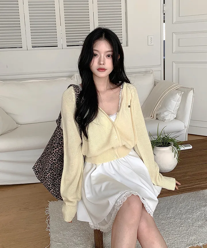 [데일리가디건💗] 데이쥬 팬던트 루즈핏 레이어드 브이넥 니트 가디건 봄 여름 가을 / 벚꽃룩 캠퍼스룩 데일리룩 클래식블랑 상세 이미지 22